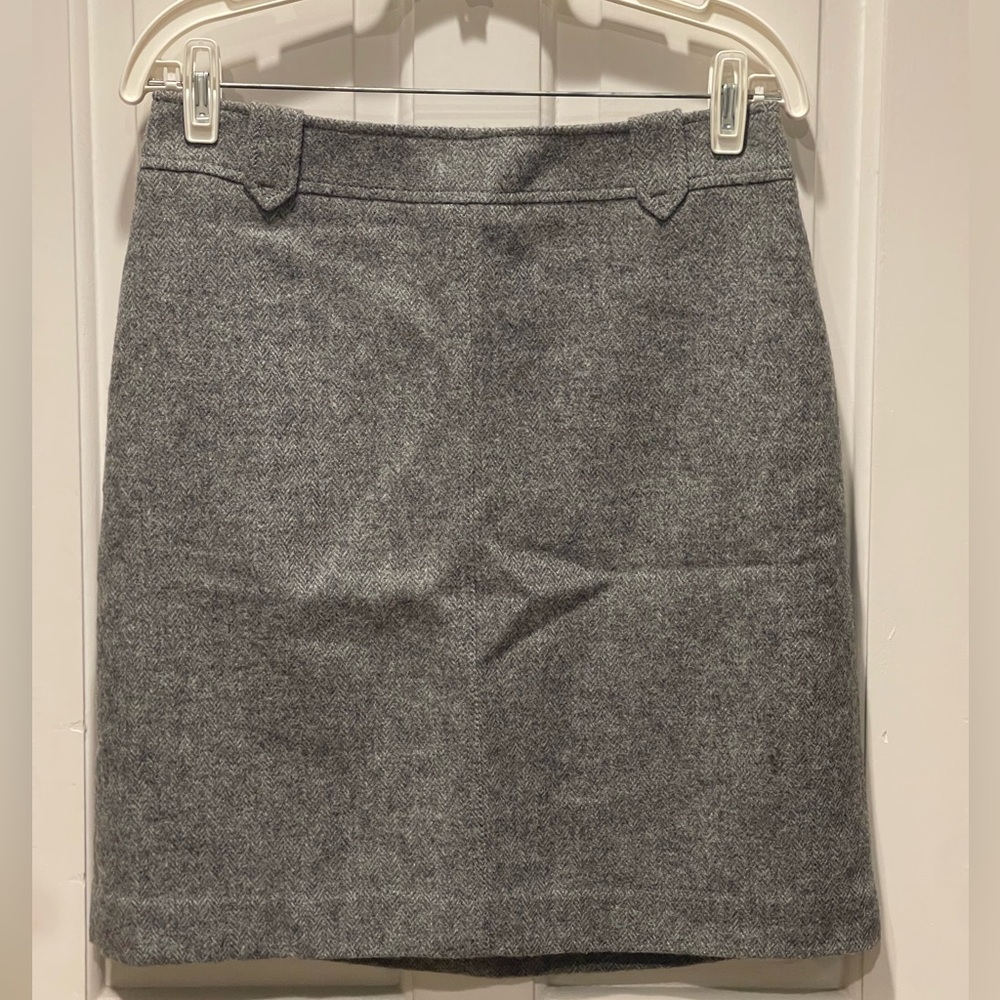 Talbots Wool Lined Skirt Size 6 NWT Stylish Herringbone Pattern Gray